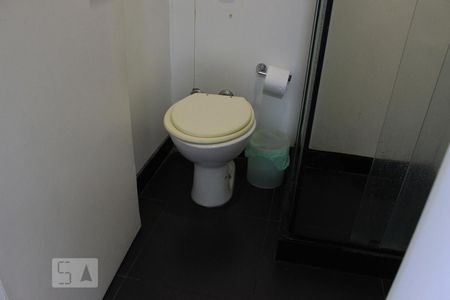 Apartamento à venda com 325m², 4 quartos e 4 vagasBanheiro de Serviço