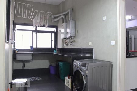 Apartamento à venda com 325m², 4 quartos e 4 vagasArea de Serviço