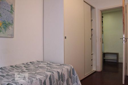 Apartamento à venda com 325m², 4 quartos e 4 vagasQuarto