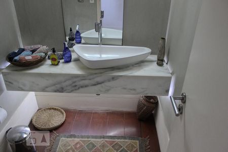 Apartamento à venda com 325m², 4 quartos e 4 vagasLavabo