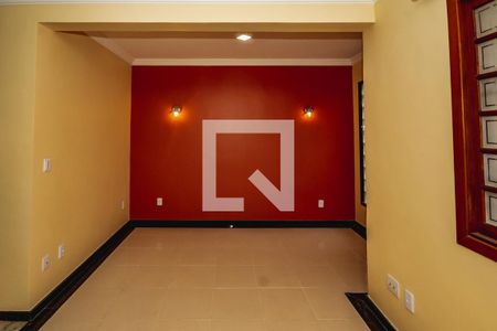 Sala 1 de casa à venda com 4 quartos, 220m² em Santa Amélia, Belo Horizonte