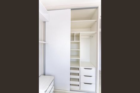 Apartamento para alugar com 71m², 3 quartos e 2 vagasArmário