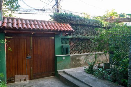 Apartamento à venda com 90m², 3 quartos e 1 vagaEntrada do Prédio