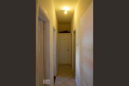 Corredor de apartamento à venda com 3 quartos, 90m² em Jardim Botânico, Rio de Janeiro