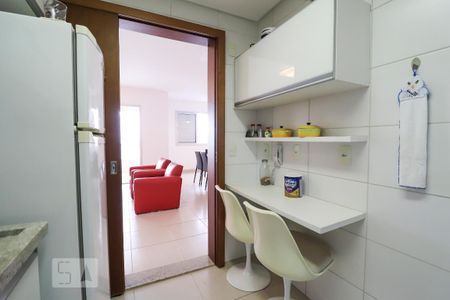 Apartamento à venda com 79m², 2 quartos e 2 vagas Apartamento à venda com 79m², 2 quartos e 2 vagasCozinha