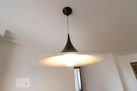 Apartamento à venda com 79m², 2 quartos e 2 vagas Apartamento à venda com 79m², 2 quartos e 2 vagasSala