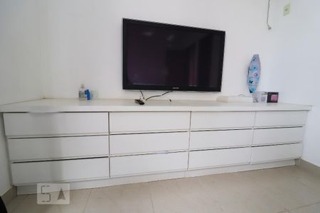 Apartamento à venda com 79m², 2 quartos e 2 vagas Apartamento à venda com 79m², 2 quartos e 2 vagasSuíte 2