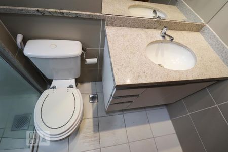 Apartamento à venda com 79m², 2 quartos e 2 vagas Apartamento à venda com 79m², 2 quartos e 2 vagasBanheiro da Suíte 2