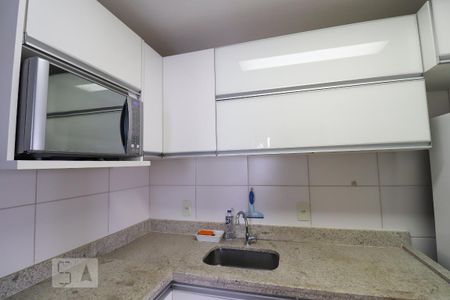Apartamento à venda com 79m², 2 quartos e 2 vagas Apartamento à venda com 79m², 2 quartos e 2 vagasCozinha