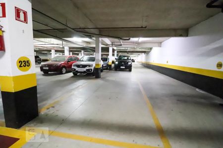 Garagem de apartamento à venda com 2 quartos, 79m² em Setor Bueno, Goiânia