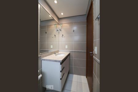 Apartamento à venda com 79m², 2 quartos e 2 vagas Apartamento à venda com 79m², 2 quartos e 2 vagasBanheiro da Suíte 2