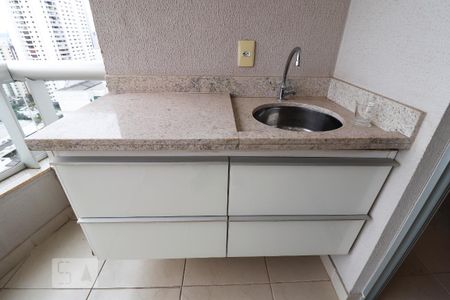 Apartamento à venda com 79m², 2 quartos e 2 vagas Apartamento à venda com 79m², 2 quartos e 2 vagasVaranda