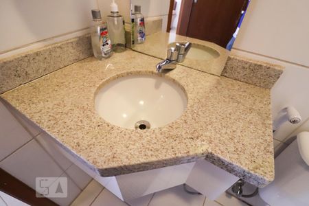 Apartamento à venda com 79m², 2 quartos e 2 vagas Apartamento à venda com 79m², 2 quartos e 2 vagasLavabo