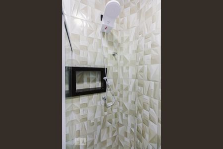 Casa de condomínio para alugar com 40m², 1 quarto e sem vaga Casa de condomínio para alugar com 40m², 1 quarto e sem vagaBanheiro da Suíte Chuveiro