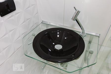 Banheiro da Suíte Pia de casa de condomínio para alugar com 1 quarto, 40m² em Vila Guaca, São Paulo