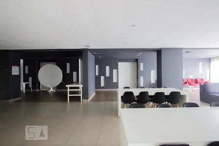 Apartamento para alugar com 75m², 2 quartos e 1 vaga Apartamento para alugar com 75m², 2 quartos e 1 vagaÁrea comum - Salão de Festas Gourmet