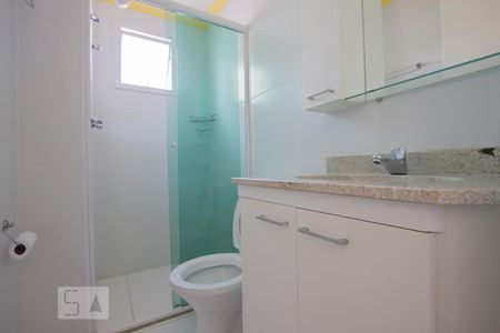 Apartamento para alugar com 75m², 2 quartos e 1 vaga Apartamento para alugar com 75m², 2 quartos e 1 vagaBanheiro