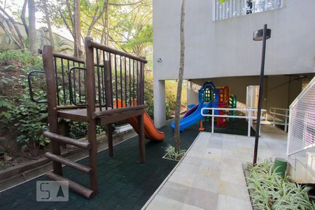 Apartamento para alugar com 75m², 2 quartos e 1 vaga Apartamento para alugar com 75m², 2 quartos e 1 vagaÁrea comum - Playground
