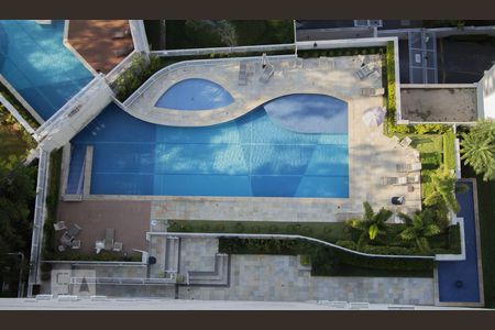 Apartamento para alugar com 75m², 2 quartos e 1 vaga Apartamento para alugar com 75m², 2 quartos e 1 vagaÁrea comum - Piscina