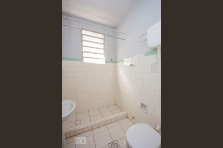 Banheiro  de apartamento para alugar com 1 quarto, 50m² em Petrópolis, Porto Alegre