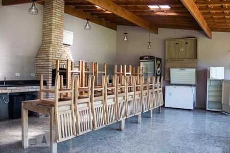 Apartamento para alugar com 60m², 2 quartos e 1 vaga Apartamento para alugar com 60m², 2 quartos e 1 vagaÁrea comum - Churrasqueira