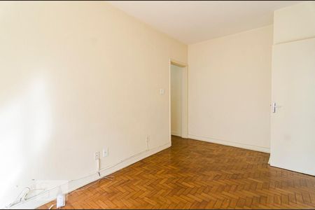 Sala de apartamento para alugar com 3 quartos, 75m² em Paraíso, São Paulo