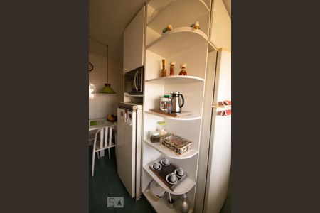 Apartamento à venda com 317m², 4 quartos e 3 vagas Apartamento à venda com 317m², 4 quartos e 3 vagasCozinha