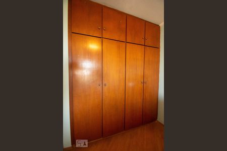 Armário do Quarto 1 de apartamento para alugar com 4 quartos, 317m² em Jardim Novo Santo Amaro, São Paulo