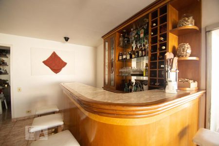 Apartamento à venda com 317m², 4 quartos e 3 vagas Apartamento à venda com 317m², 4 quartos e 3 vagasBar - Cobertura