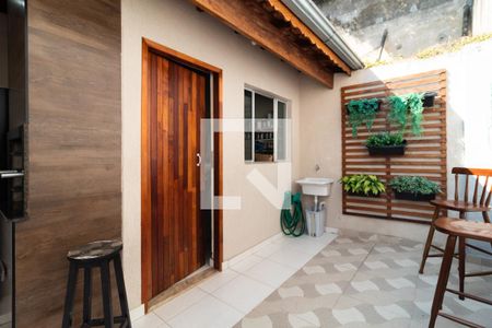 Casa à venda com 220m², 3 quartos e 2 vagas Casa à venda com 220m², 3 quartos e 2 vagasChurrasqueira