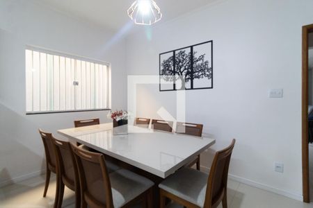 Casa à venda com 220m², 3 quartos e 2 vagas Casa à venda com 220m², 3 quartos e 2 vagasCozinha