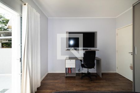 Casa à venda com 220m², 3 quartos e 2 vagas Casa à venda com 220m², 3 quartos e 2 vagasQuarto 2