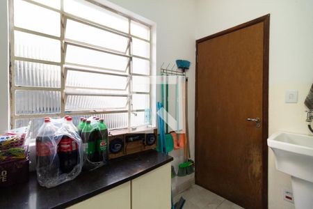 Casa à venda com 220m², 3 quartos e 2 vagas Casa à venda com 220m², 3 quartos e 2 vagasQuarto de Serviço