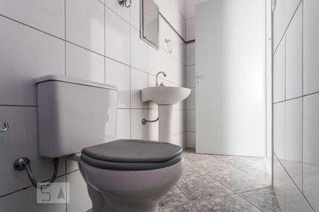 Banheiro de casa para alugar com 1 quarto, 35m² em Centro, Mogi das Cruzes