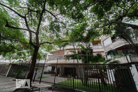 Apartamento para alugar com 80m², 3 quartos e 2 vagasFachada