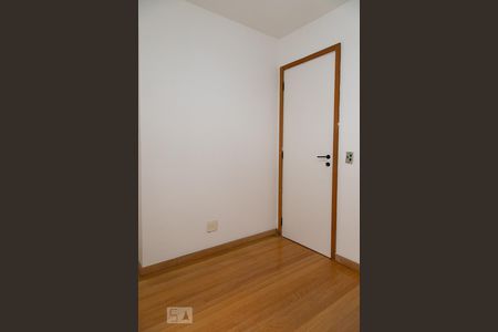 Apartamento para alugar com 80m², 3 quartos e 2 vagasQuarto 2