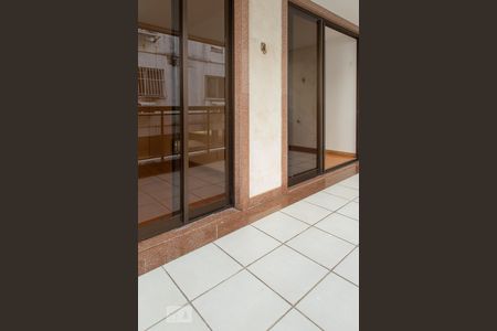 Apartamento para alugar com 80m², 3 quartos e 2 vagasVaranda