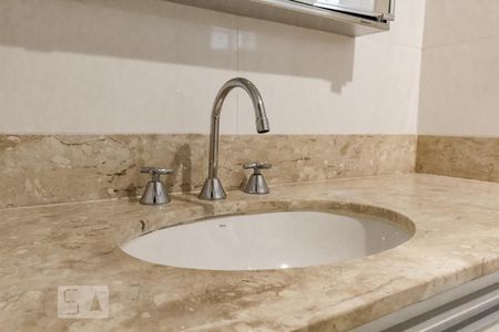 Apartamento à venda com 90m², 3 quartos e 1 vagaBanheiro da Suíte