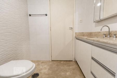 Apartamento à venda com 90m², 3 quartos e 1 vagaBanheiro da Suíte
