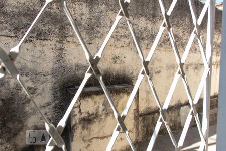 Vista do Quarto 1 de casa para alugar com 3 quartos, 60m² em Cachoeirinha, Belo Horizonte