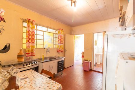 Casa à venda com 234m², 4 quartos e 1 vagaCozinha