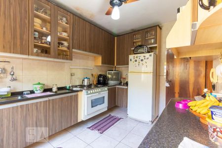 Casa à venda com 234m², 4 quartos e 1 vagaCozinha