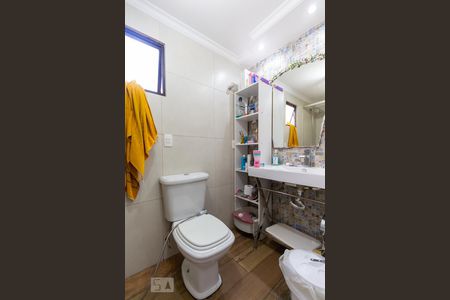 Apartamento à venda com 120m², 2 quartos e 2 vagasBanheiro da suíte