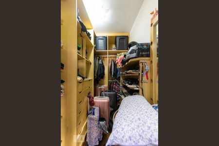 Apartamento à venda com 120m², 2 quartos e 2 vagasCloset