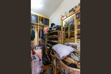 Apartamento à venda com 120m², 2 quartos e 2 vagasCloset