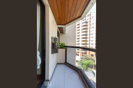 Varanda da sala de apartamento à venda com 2 quartos, 120m² em Vila Andrade, São Paulo