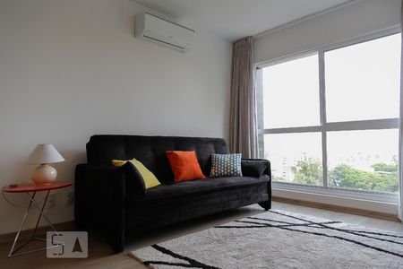 Sala de apartamento para alugar com 1 quarto, 45m² em Petrópolis, Porto Alegre