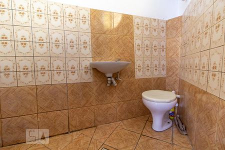 Banheiro da Suíte de casa para alugar com 1 quarto, 40m² em Santa Efigênia , Belo Horizonte