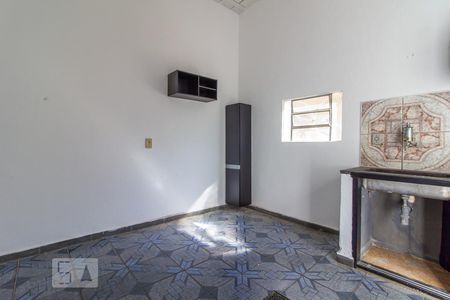 Sala e Cozinha de casa para alugar com 1 quarto, 40m² em Santa Efigênia , Belo Horizonte