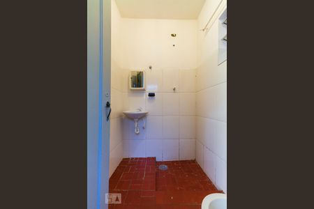 Banheiro Social de casa para alugar com 1 quarto, 45m² em Vila Campestre, São Paulo